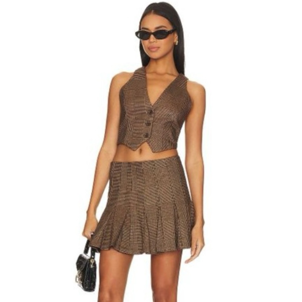 Alice + Olivia Donna Skirt in Camel & Black - Brown. Size 0.